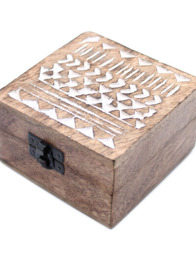 White Washed Wooden Box – 4×4 Aztec Design