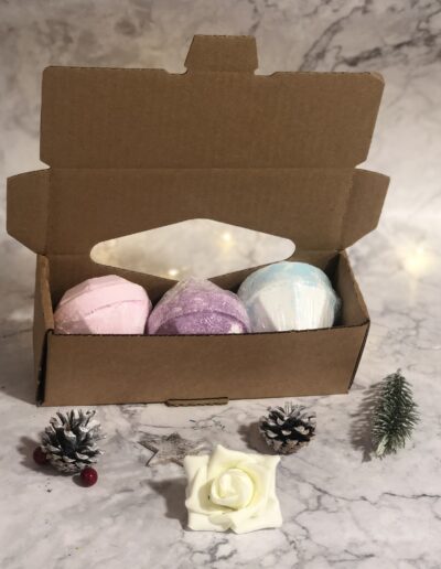 Set Of 3 Gemstone Bath Bombs Gift Pack Mix 1