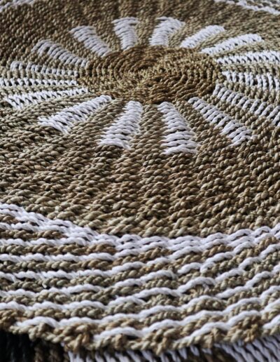 Round Seagrass White & Tan - Inner Sun - 1m