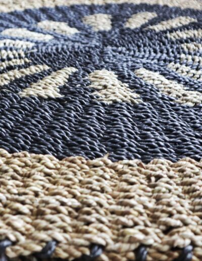 Round Seagrass Black & Tan - Inner Sun - 1m
