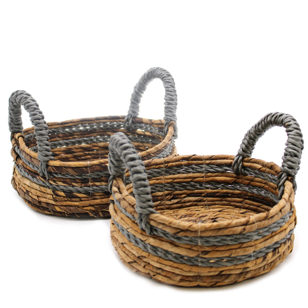 Banana Leaf & Hitam Raffia Basket- Set of 2