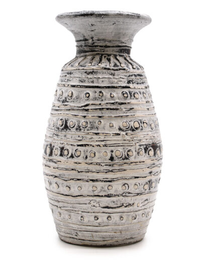 Classic Shaped Vase - Cream