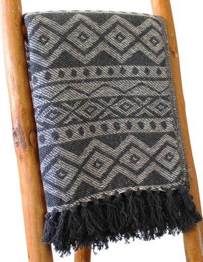 Boho Comfort Throws - 140 x 200 cm - Grey Geometric