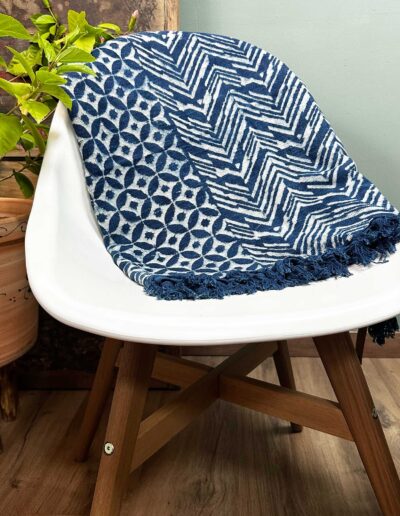 Handmade Indigo Throw - 170 x 120 cm - Namoona Waves