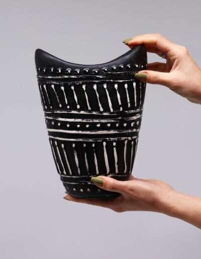 Swirls Shaped Vase - Chocolate