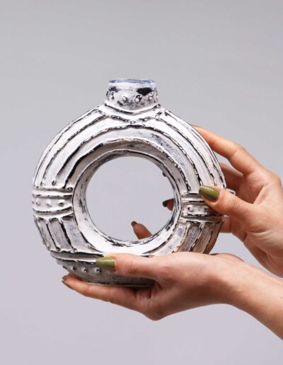 Round Donut Shaped Vase - Cream 18 cm