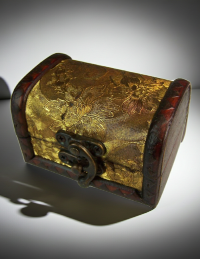 Colonial Boxes - Gold Panel - Medium