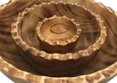 Scallop Wavy Edge Large Wooden Bowl