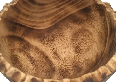 Scallop Wavy Edge Medium Wooden Bowl