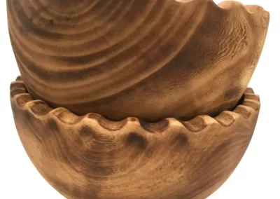 Scallop Wavy Edge Medium Wooden Bowl