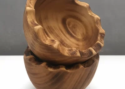 Scallop Wavy Edge Small Wooden Bowl