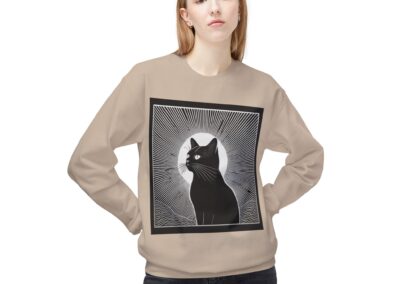 Black Cat Graphic Crewneck Sweatshirt