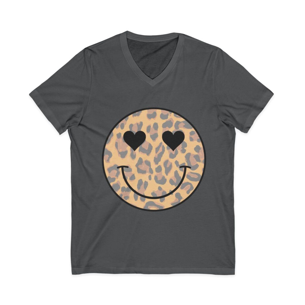 Leopard heart-eyes smiley V-neck graphic T-shirt